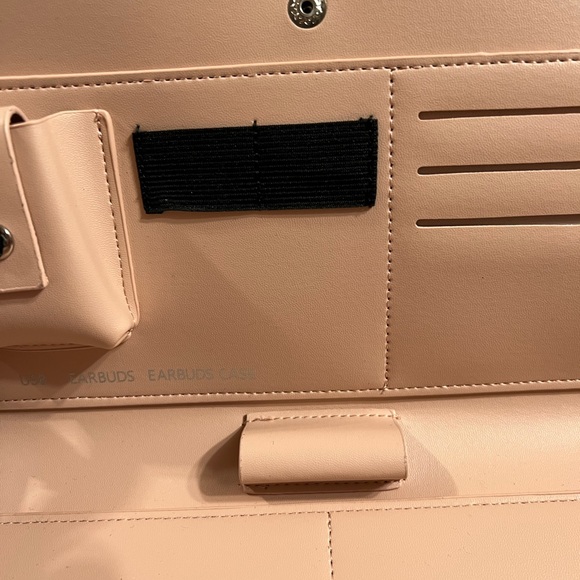 Steve Madden Pouch And Card Case - Picture 8 of 14